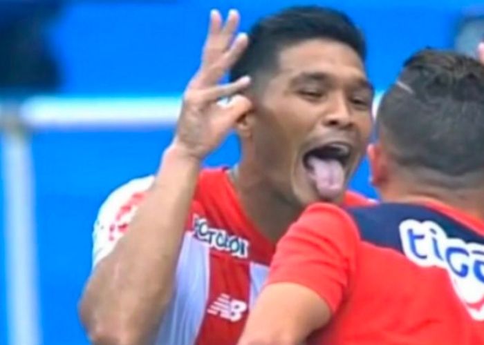 ¿Ídolo? Los escándalos que hacen dudar del profesionalismo de Teófilo Gutierrez