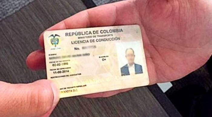  - ¿Va a renovar el pase o a vender el carro? Esto le costará en 2022