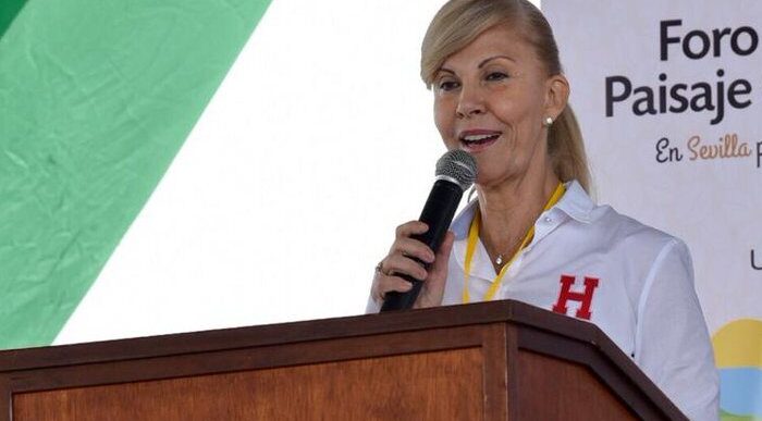  - El plan B de Dilian Francisca Toro: la Alcaldía de Cali