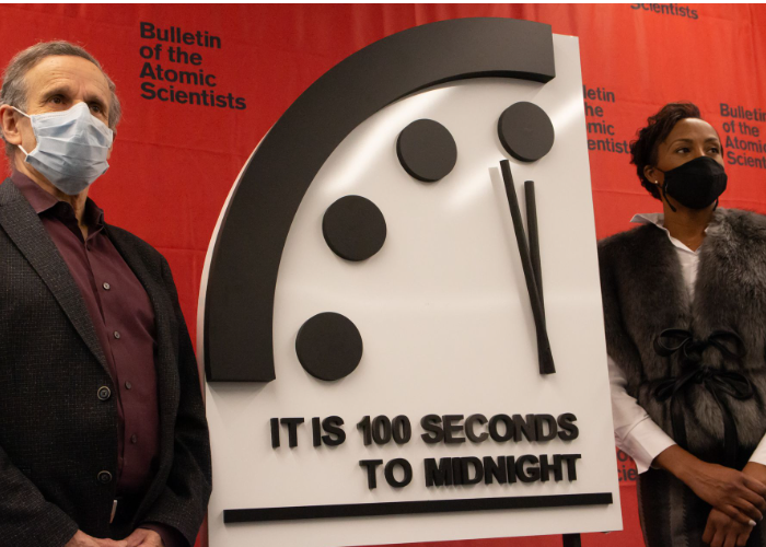 Colombia retrasa el reloj