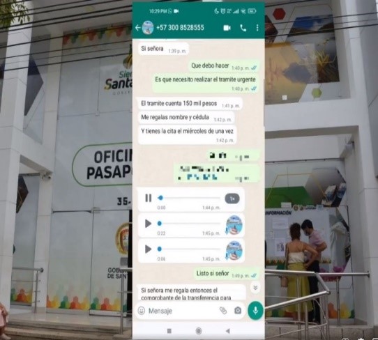  - ¿Hay un cartel de pasaportes en Santander?