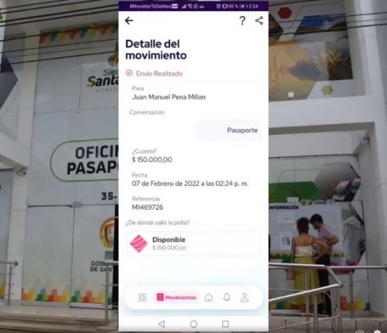  - ¿Hay un cartel de pasaportes en Santander?