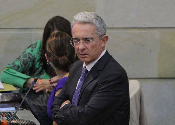 El poderío que alguna vez tuvo Uribe y que se desmorona poco a poco
