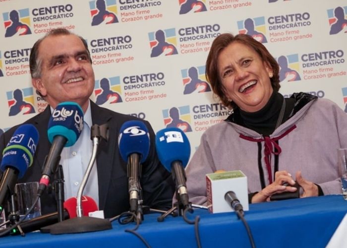 Lejos del Centro Democrático, Oscar Iván Zuluaga encuentra su fórmula vicepresidencial