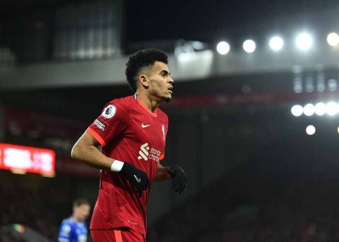 Victimar a Luis Díaz, la nueva prueba de la miseria de periodismo futbolero que tenemos