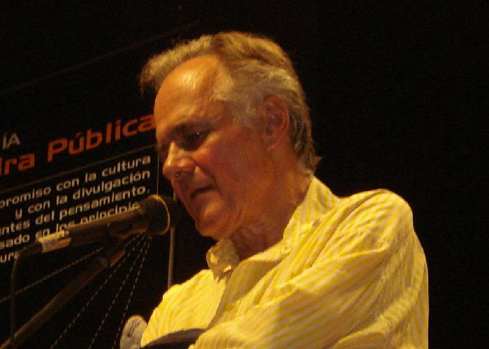 Fernando Vallejo se está muriendo