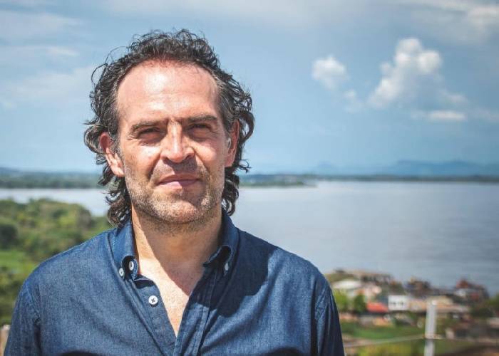 Fico en los ojos de un profesor