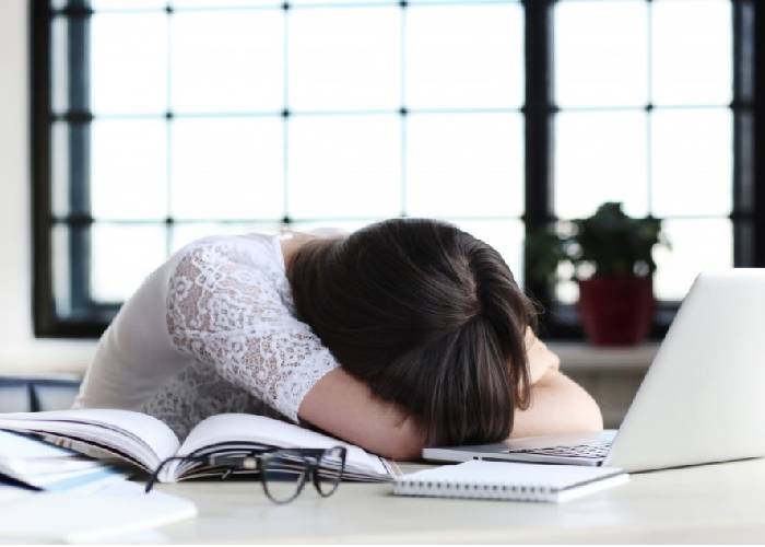 Ni maestra ni mamá: el martirio de ser madre y trabajadora a la vez