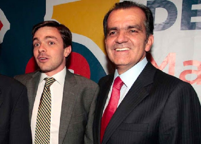 Ni sacrificando a su hijo, Oscar Iván Zuluaga evitó que Álvaro Uribe lo traicionara