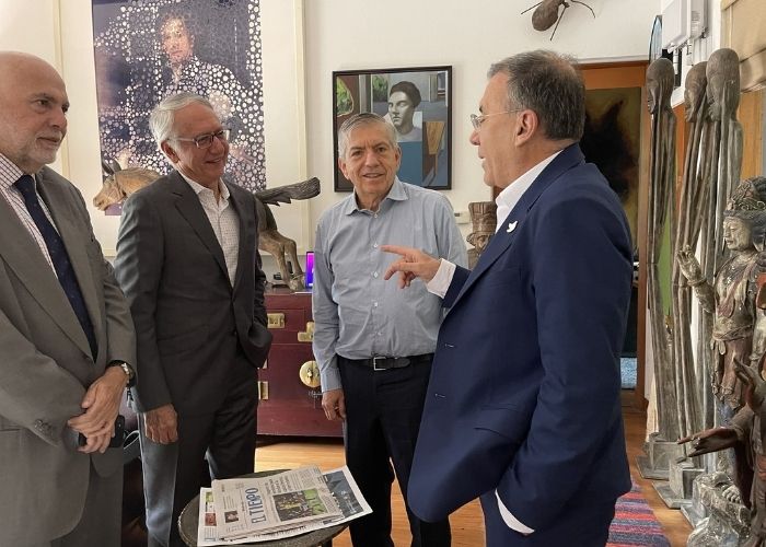 Roy Barreras apagó el incendio de César Gaviria con el Pacto Histórico