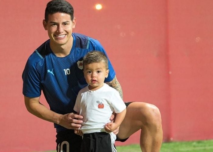 La obsesión del hijo de James Rodríguez por Camilo