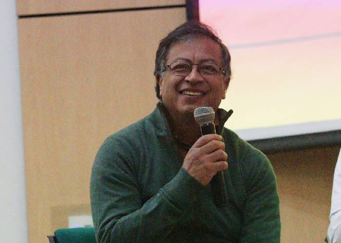 Petro gana una batalla, pero lejos de ganar la guerra