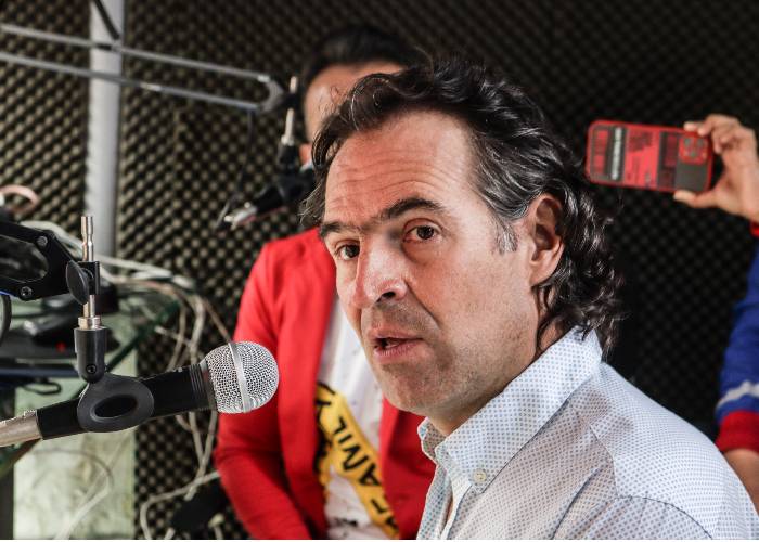 Fico: listo pa’ la foto…¡de Petro!