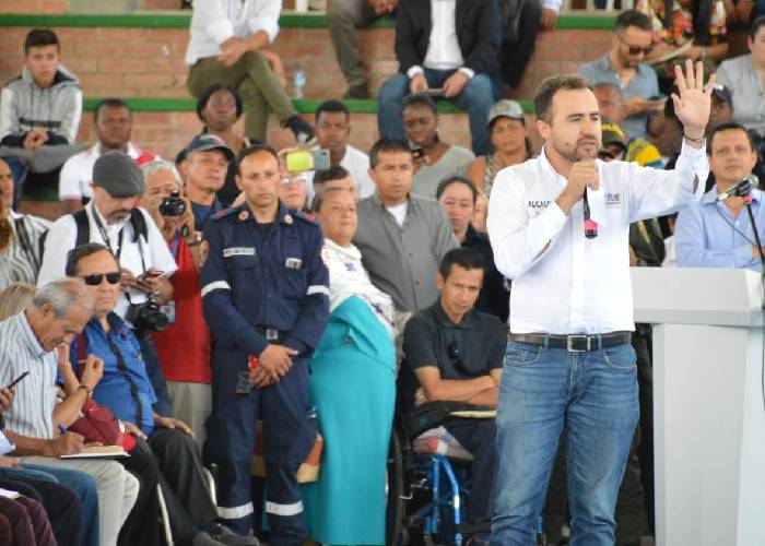 Alcalde de Fusagasugá denuncia “pésimo servicio de Enel-Codensa”