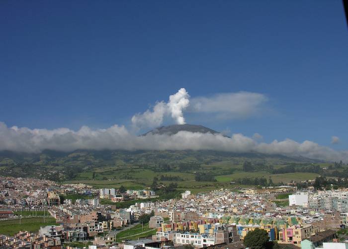 Actividad del volcán Galeras sigue en «Nivel Amarillo»