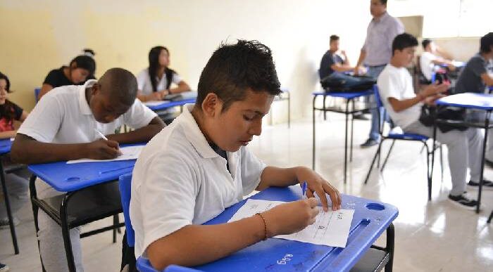  - La gran diferencia entre la educación política y la politizada