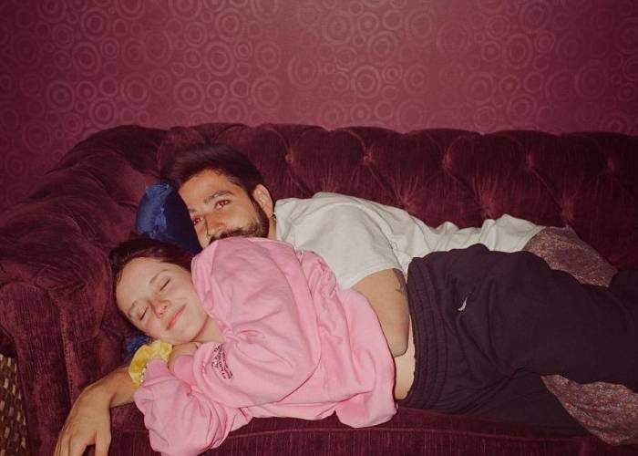 Evaluna y Camilo, el antiejemplo perfecto para no ser un ladrillo más en el muro