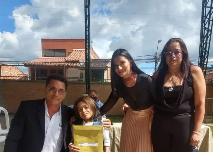La joven que aprendió a vivir con tres enfermedades difíciles