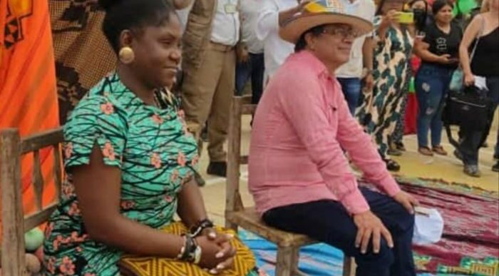  - Pecado de Petro y Francia Márquez en la Alta Guajira: pisaron un chinchorro wayuú