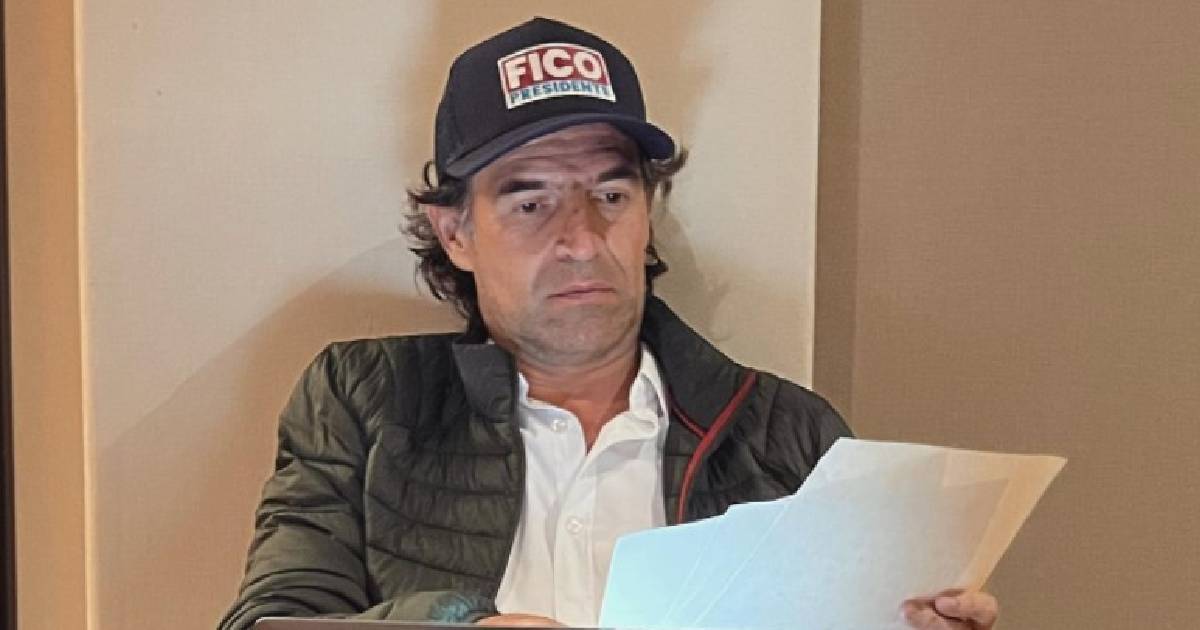 Los rebeldes que empiezan a saltar del barco del uribismo porque no ven futuro con Fico