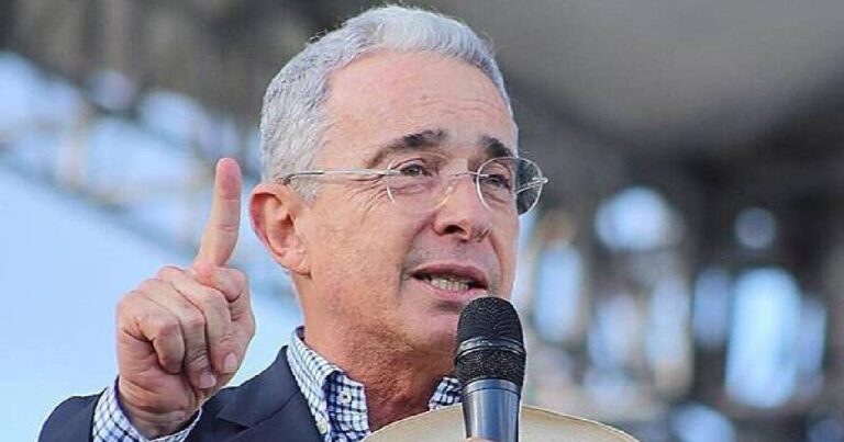  - El eclipse de la era uribista