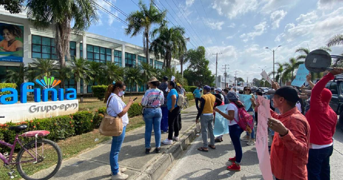 Córdoba se ‘mamó’ de Afinia: plantones y rechazo en redes