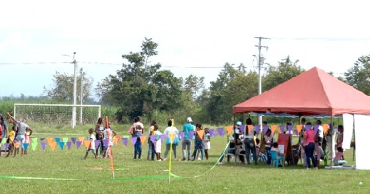 Juegos tradicionales unen a la gente de Güengüé en Puerto Tejada