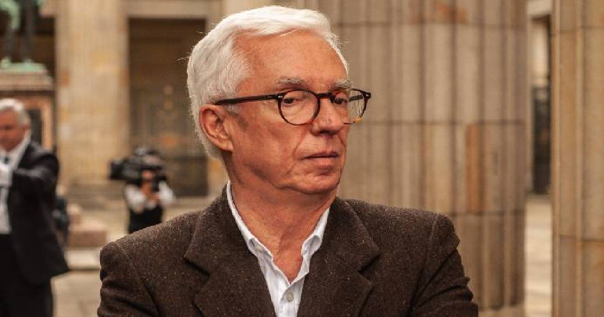 ¿El otoño del patriarca Robledo?