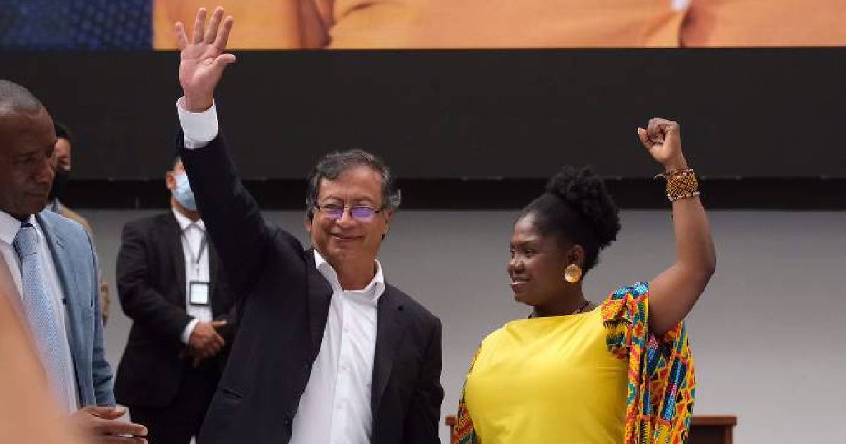 ¿Cambio por la vida en primera?