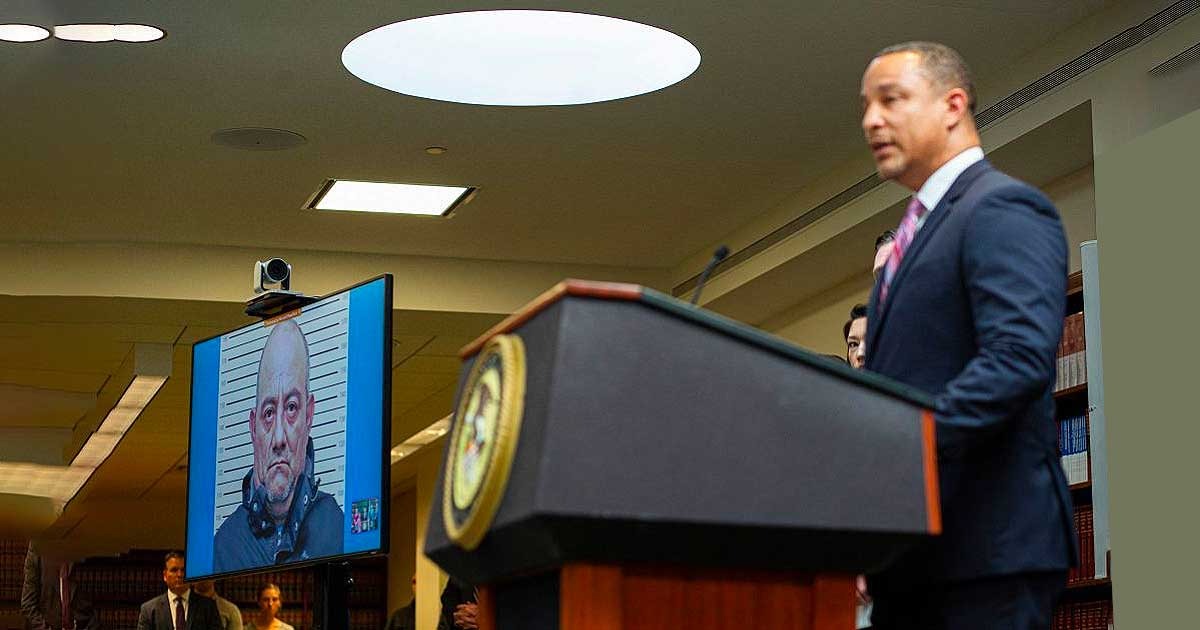 El primer día de Otoniel en la Corte de Nueva York