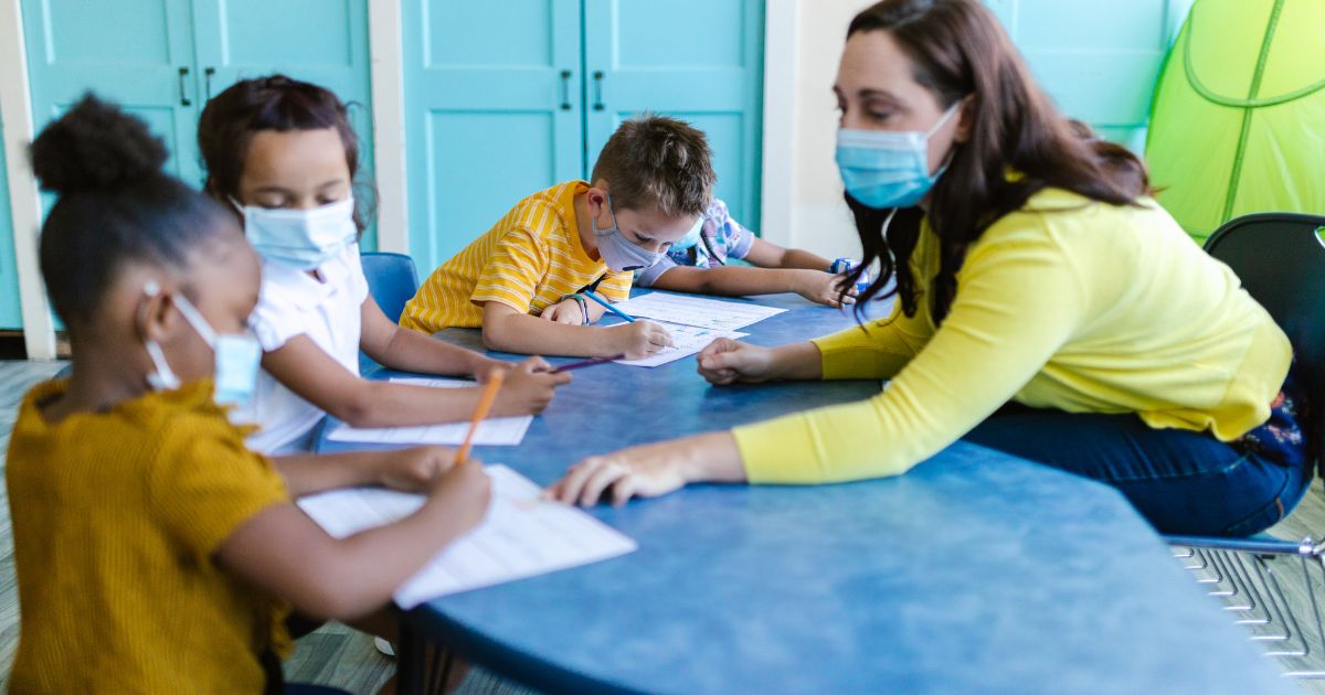 La historia mal contada ¿nos ha llevado a repetirla?