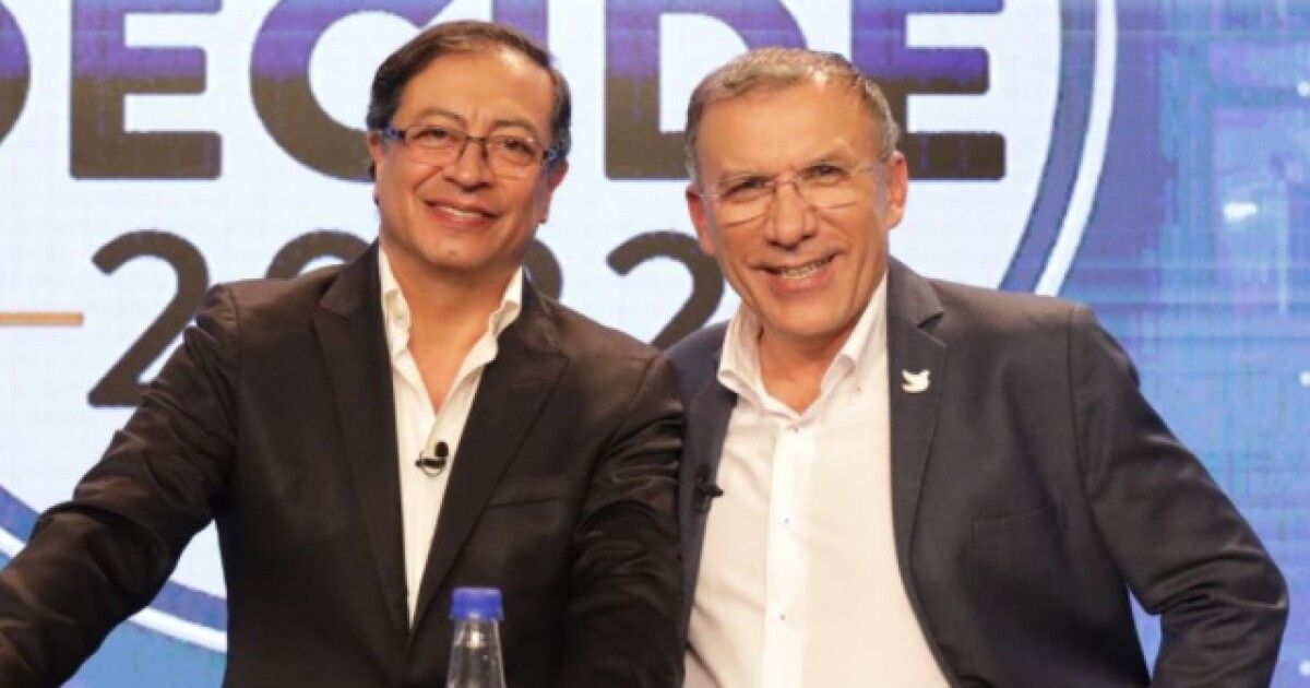 Petro vs Roy Barreras por el peaje para las motos