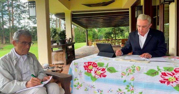  - La vida de Álvaro Uribe en su casa-finca de Rionegro