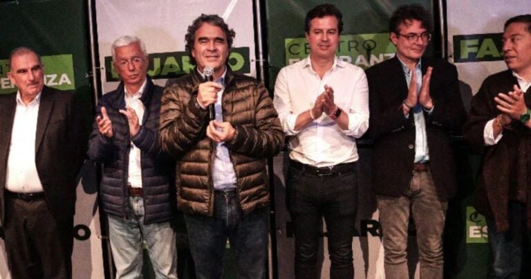  - Los de la Coalición Centro Esperanza cogieron para todos los lados