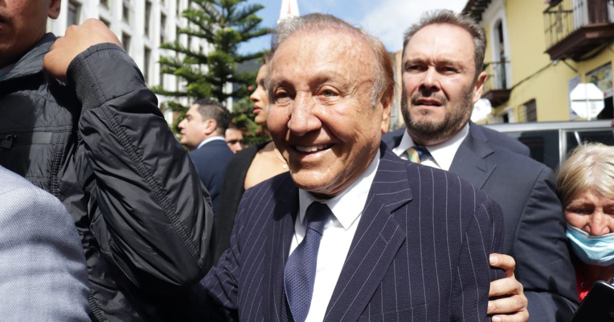 Con bombos y platillos reciben a Rodolfo Hernández en el congreso