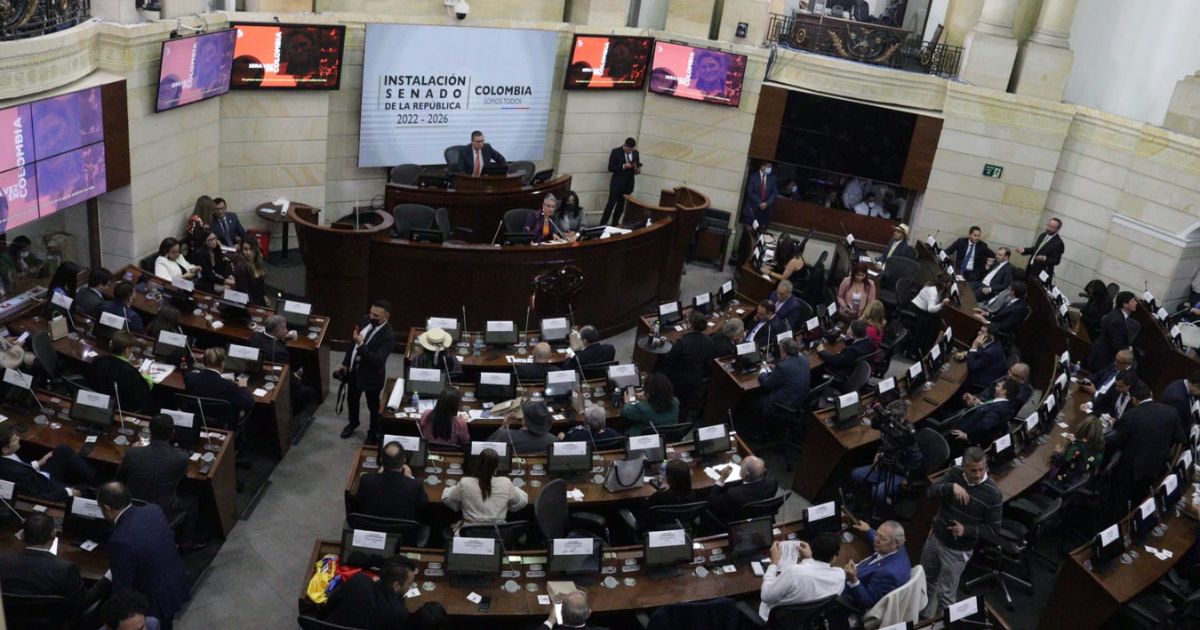 Arranca el nuevo Congreso en medio de un gran desorden
