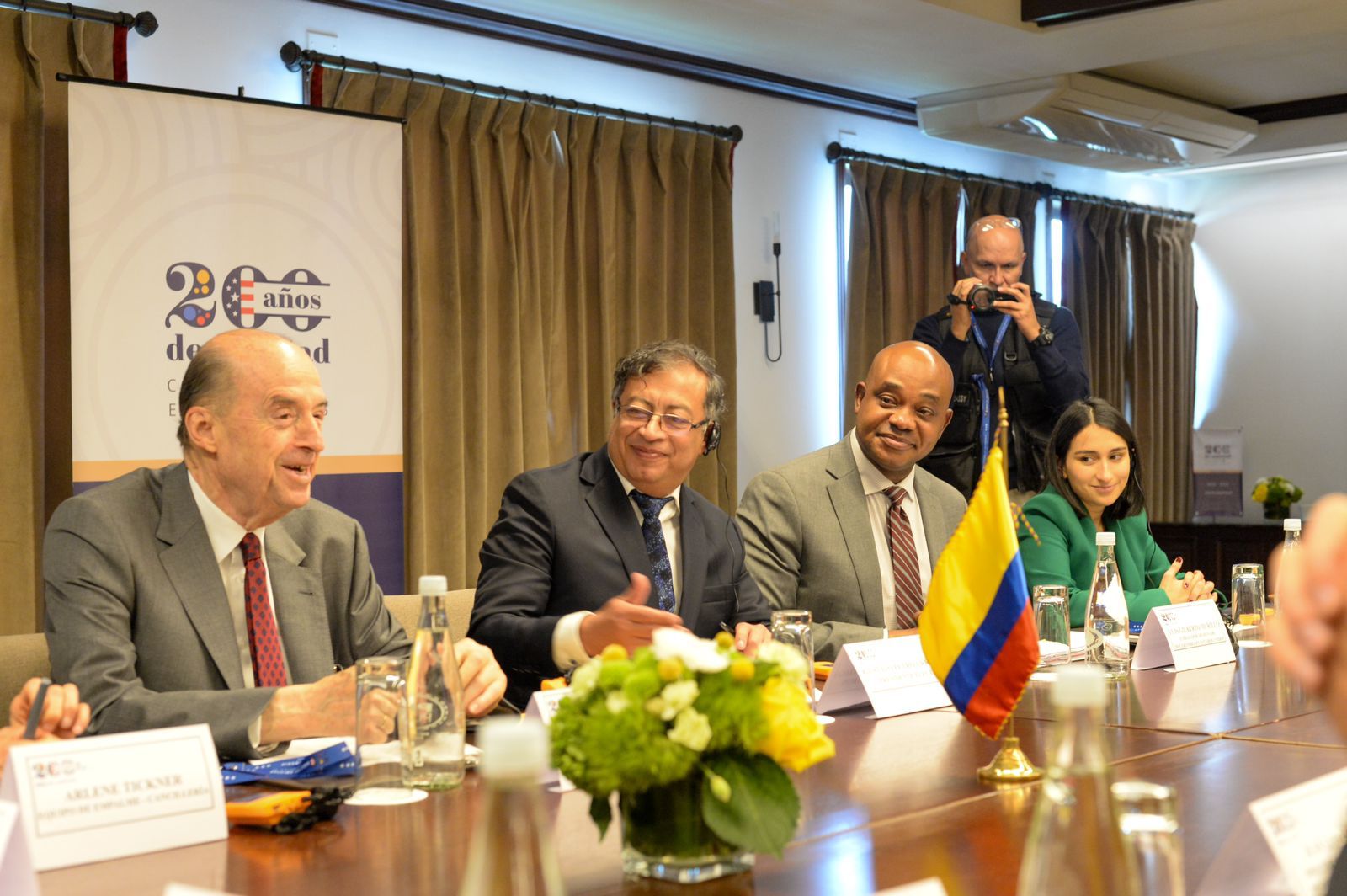  - Gol de Armando Benedetti a Petro: le heredó su secretaria privada