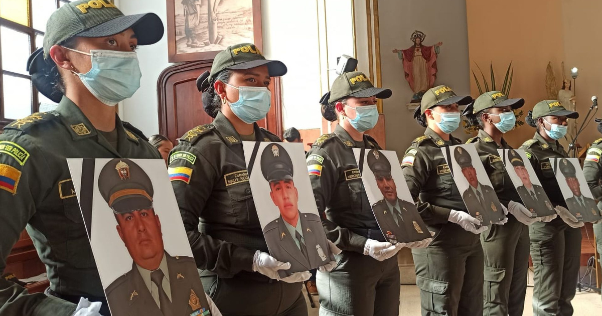 Traficar con la muerte de policías