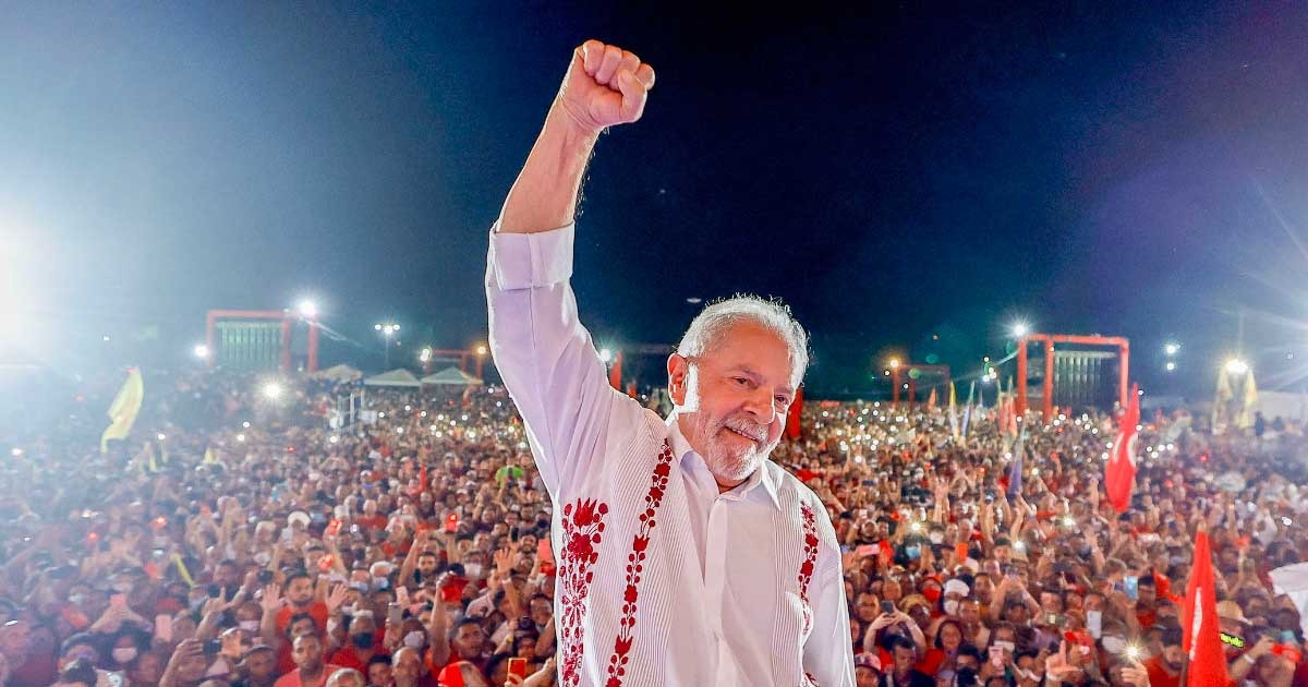 Nueva encuesta pronostica victoria de Lula en la primera vuelta