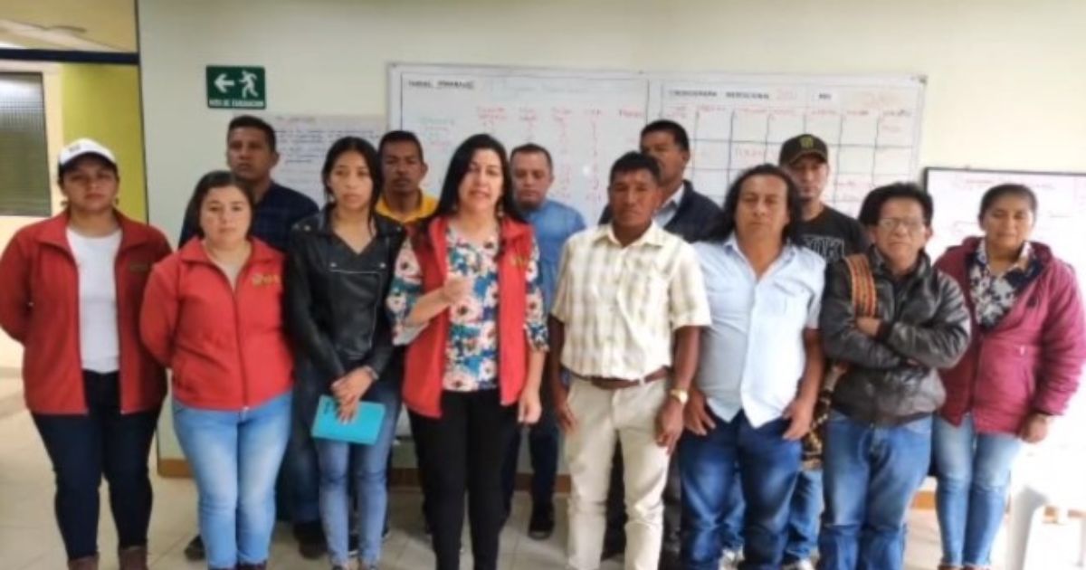 VIDEO: Grupos armados se refugian en un colegio de resguardo indígena en Inzá