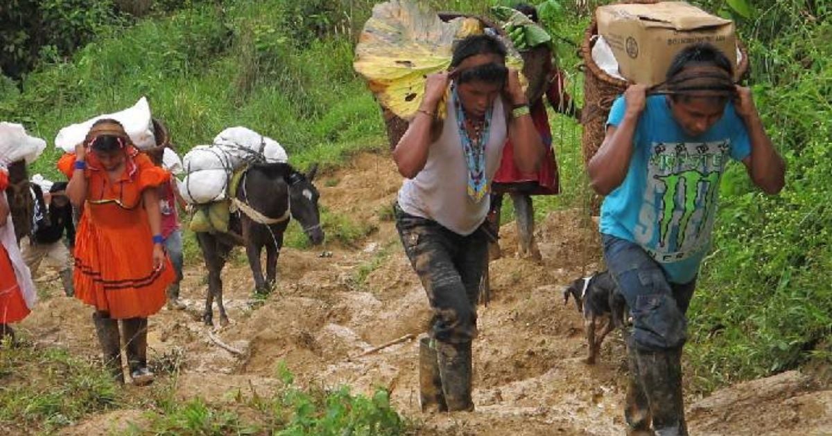 Desplazados: personas que flotan, como fantasmas, sobre el paisaje