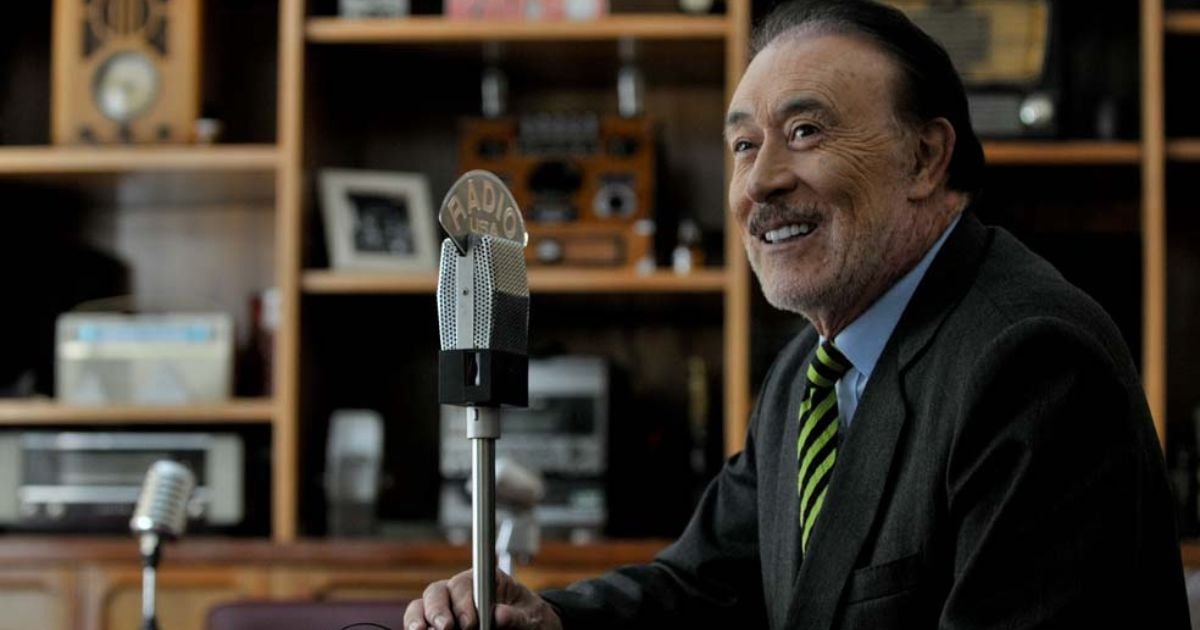 William Vinasco, el santo que entrega casas, dólares y neveras llenas de mercado