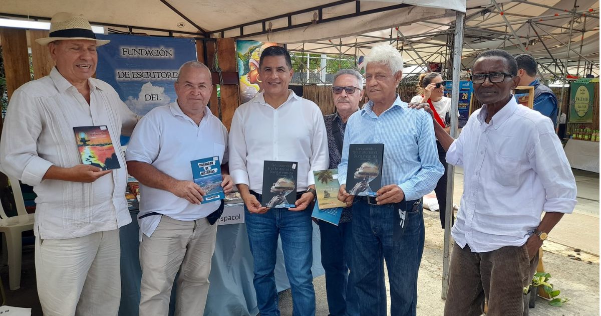 Con las bolsas llenas de libros: el éxito de la literatura del Pacífico en el Petronio Álvarez