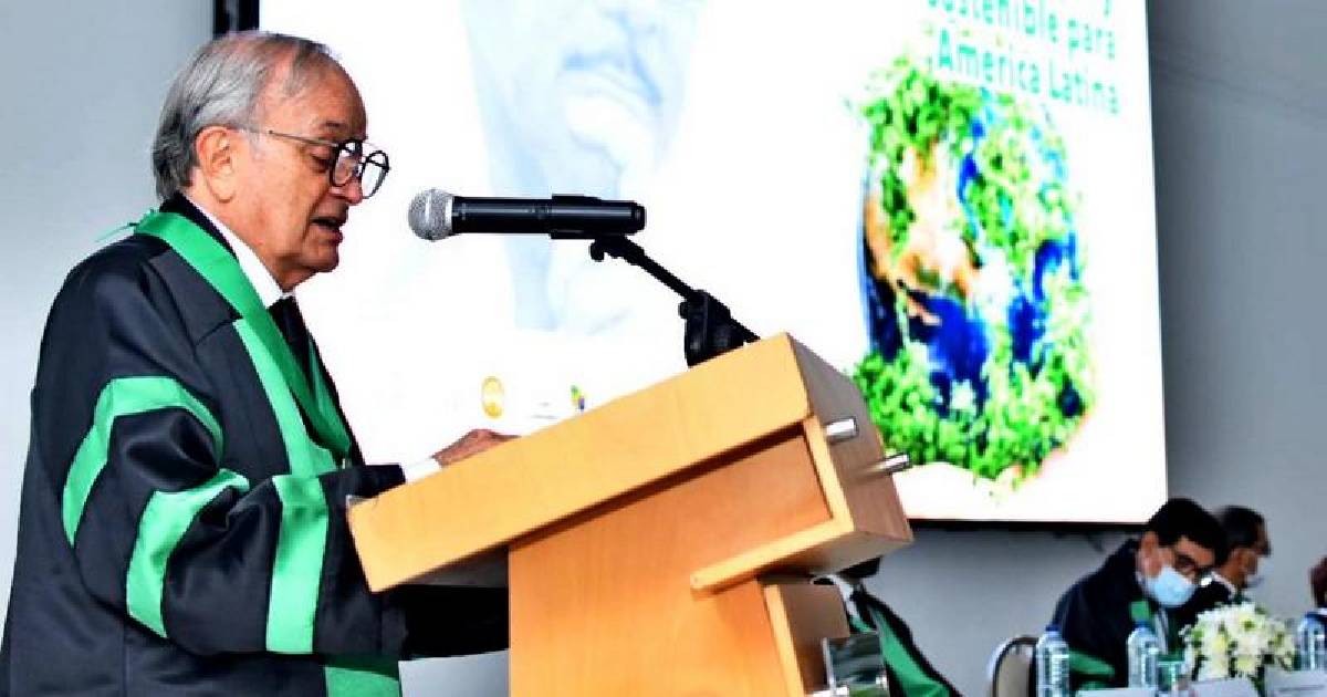 Gardeazábal recibió honoris causa de la Universidad Simón Bolívar