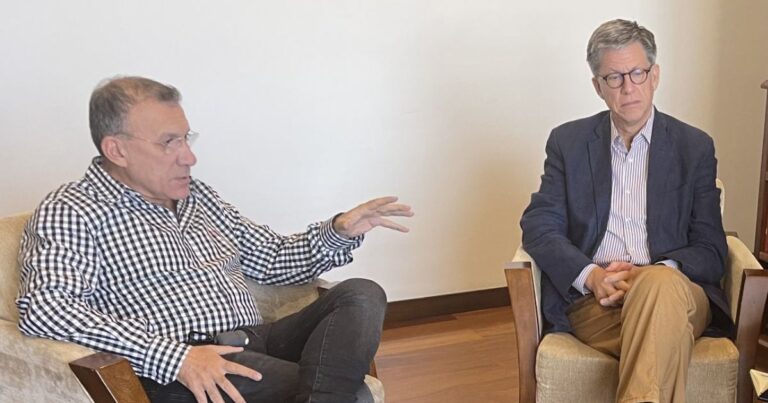  - Regresa José Miguel Vivanco a Colombia, ahora de la mano de Roy Barreras