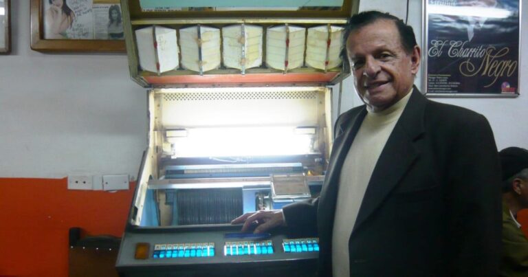  - Llegó a los 90 años y no le duele ni una muela: Óscar Agudelo, eterno mentor de ‘La cama vacía’,