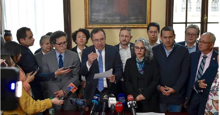  - El ABC de la nueva reforma política: movimientos de afiliados, corte electoral y listas cerradas