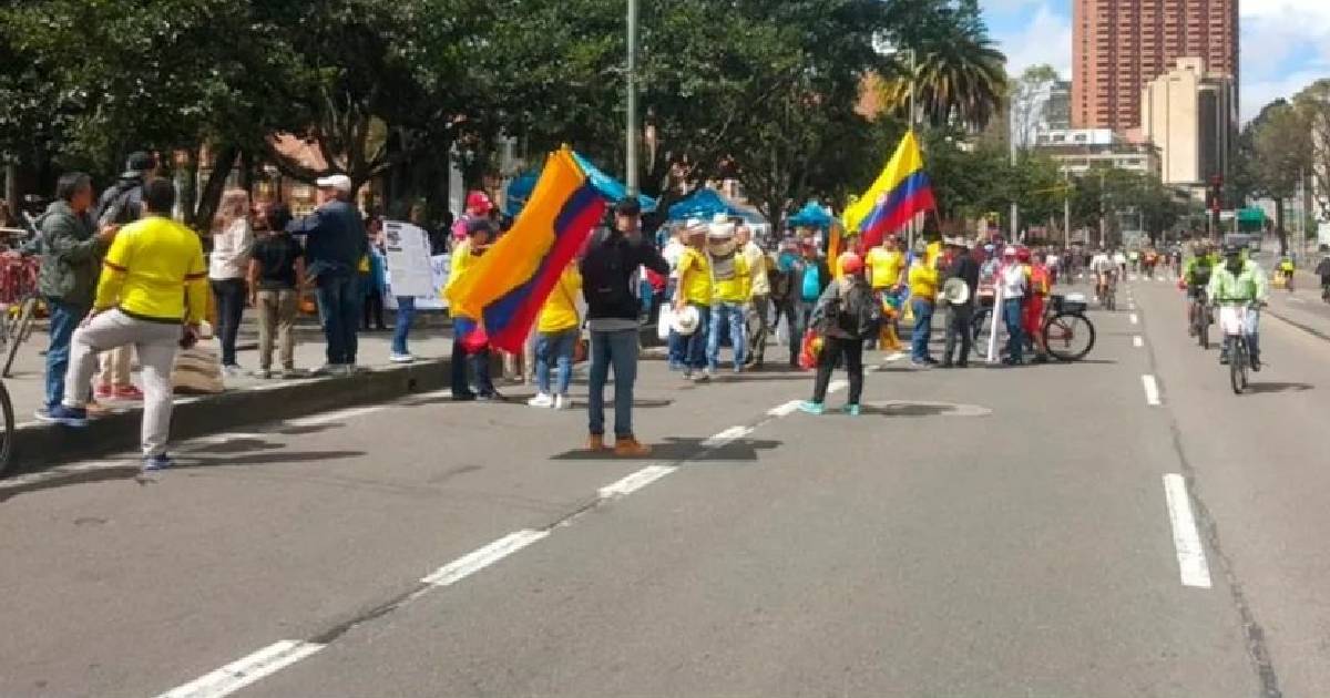 Así va la primera marcha contra las reformas del presidente Petro