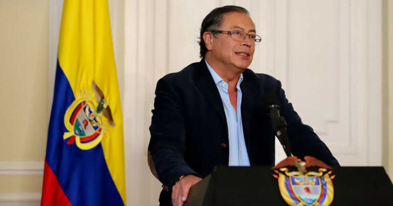  - El tren de la “Paz Total”