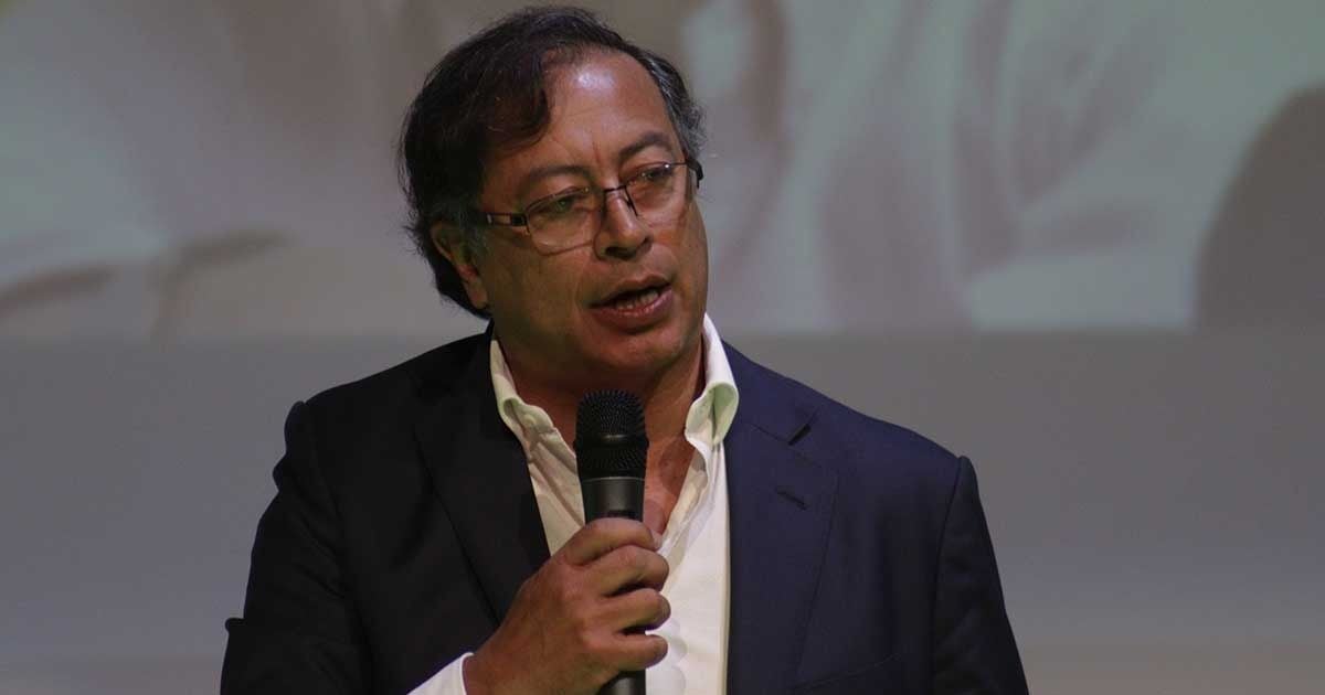 En dos meses de gobierno, Petro ha demostrado su hipocresía con las promesas de campaña